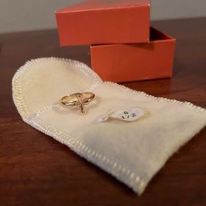 Size 6.5 James Avery Gold Cross Ring